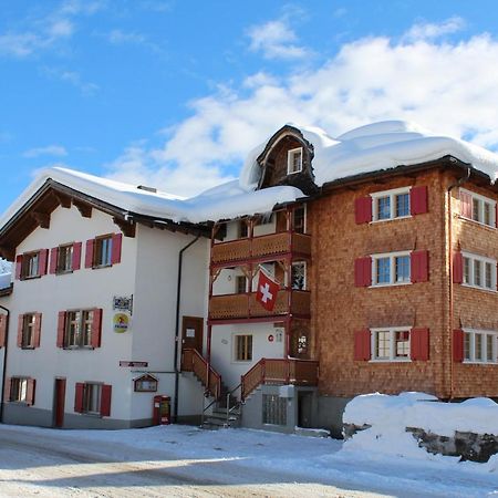 Hotel Péz Regina Lumbrein Buitenkant foto