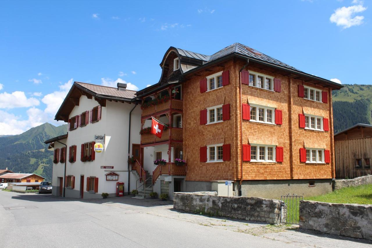 Hotel Péz Regina Lumbrein Buitenkant foto