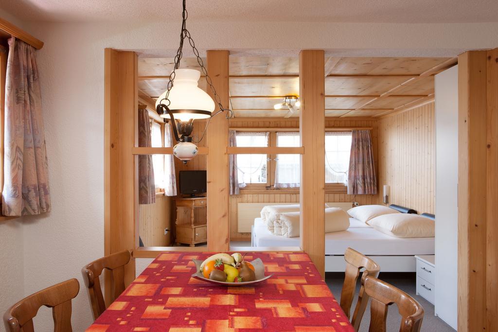 Hotel Péz Regina Lumbrein Kamer foto